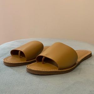 Never worn Madewell Flat Sandals